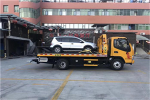 库伦旗汽车紧急补胎换胎救援