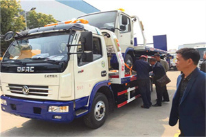 库伦旗汽车道路救援拖车价格